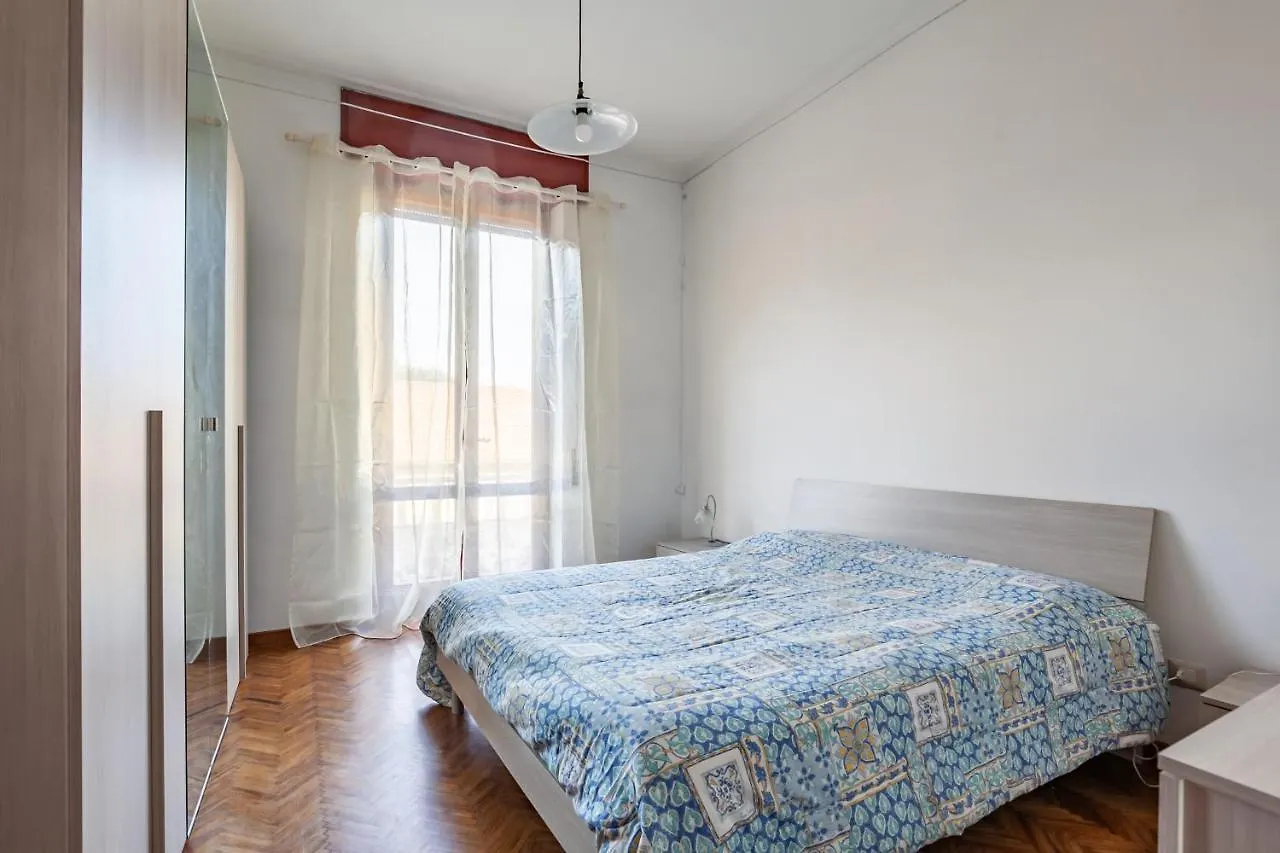 Viareggio Roomy House With Private Courtyard!
